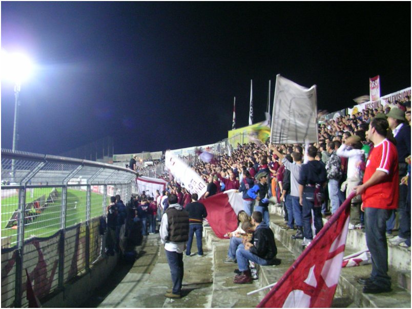 Arezzo - Cesena  30.10.2004 025